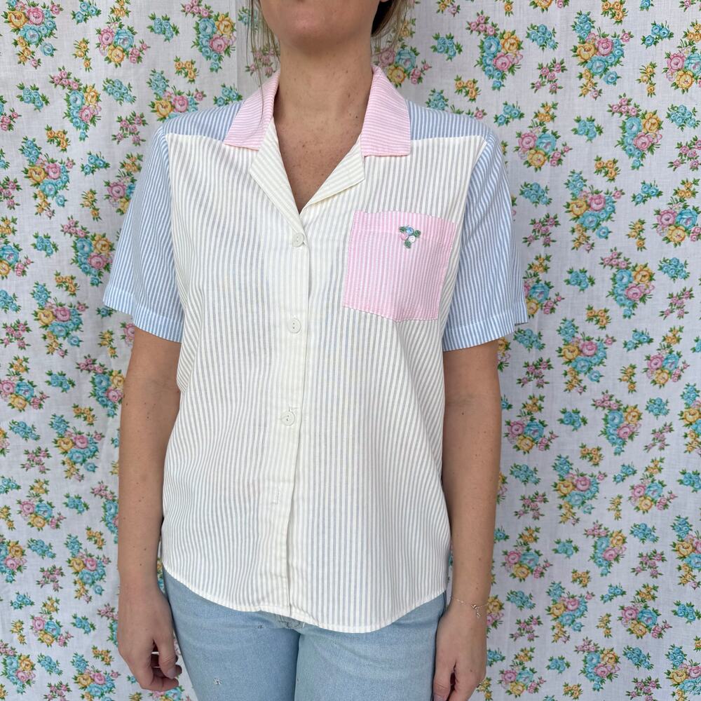 Vintage 90s season ticket pastel stripe seersucker short sleeve button up small